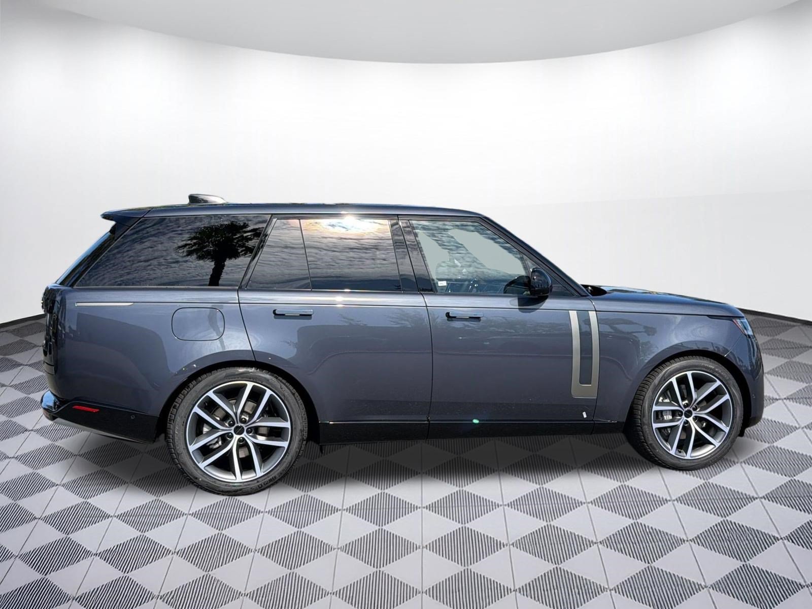 New 2026 Land Rover Range Rover SE AWD/4WD image 8