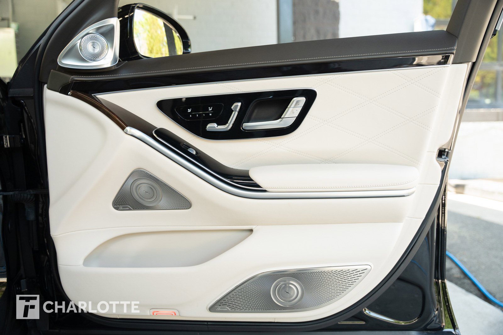 Used 2024 Mercedes-Benz Maybach S 680 4MATIC image 22