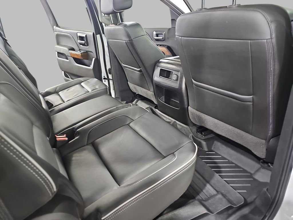 Used 2018 Chevrolet Silverado 1500 High Country image 14