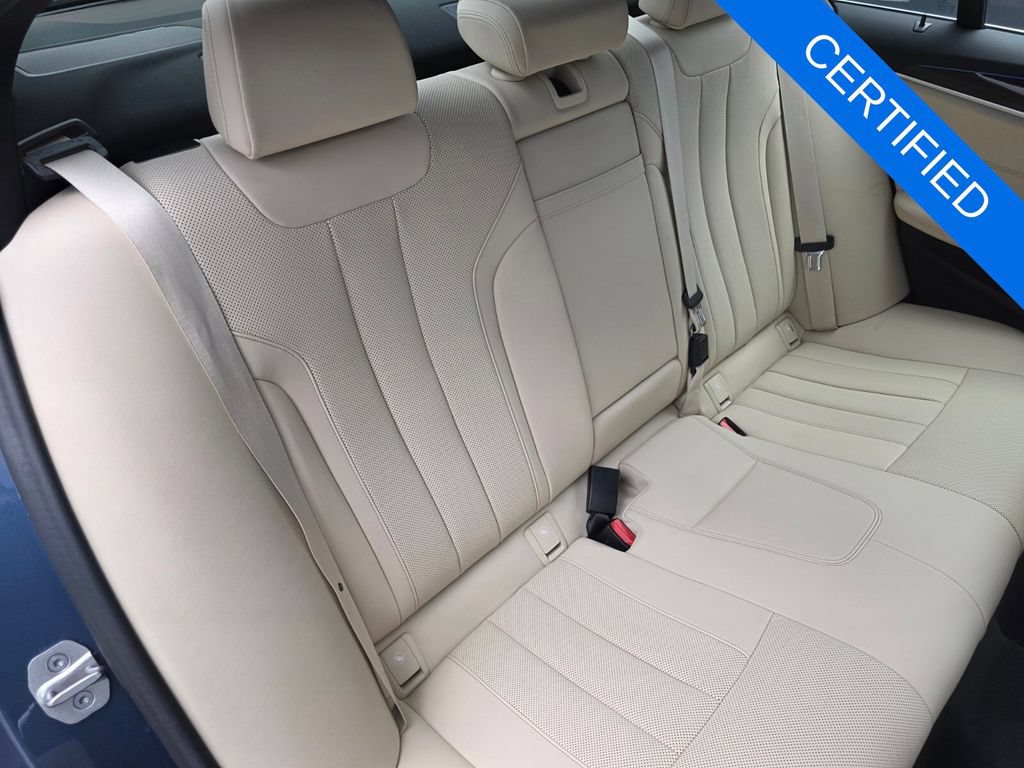 Used 2023 BMW 530e w/ Premium Package RWD image 27