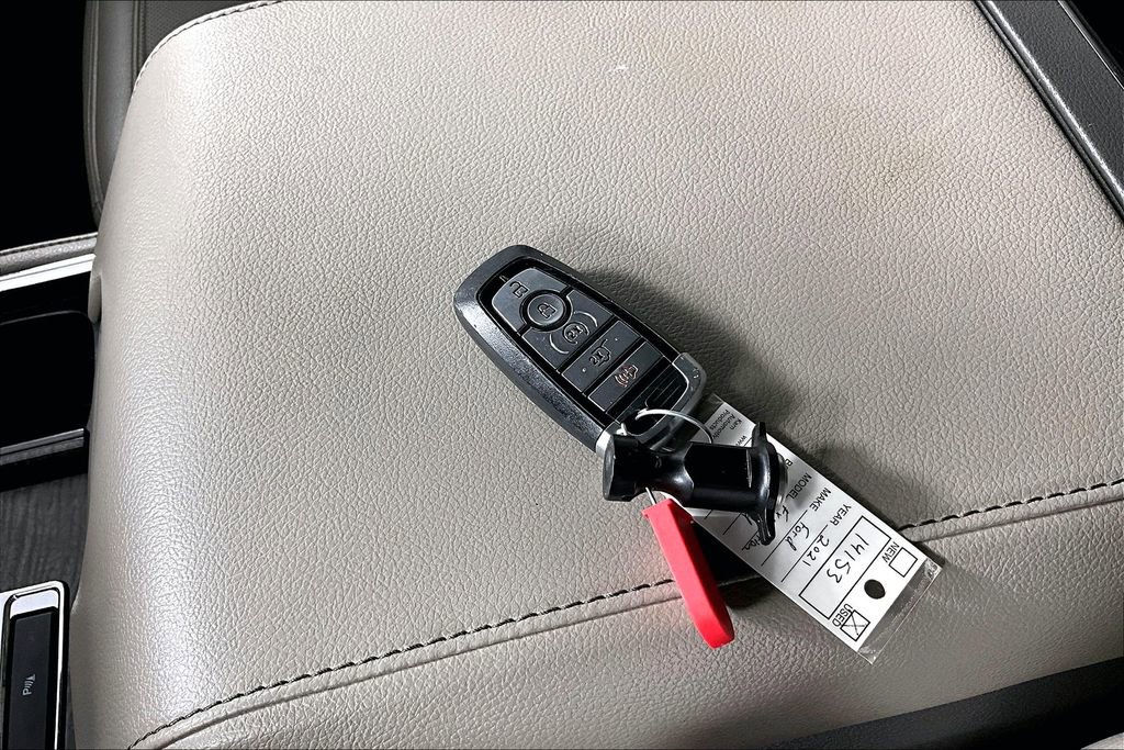 Used 2021 Ford Expedition Limited image 10