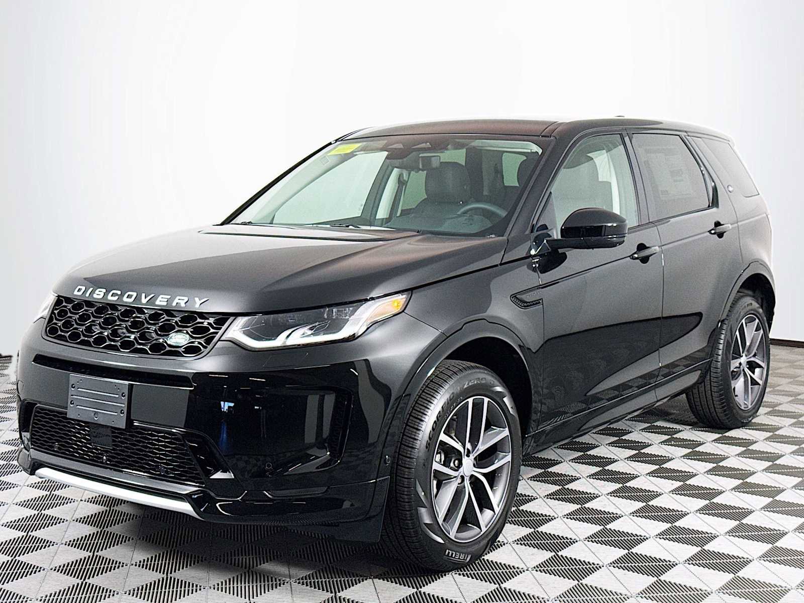 New 2025 Land Rover Discovery Sport S image 1