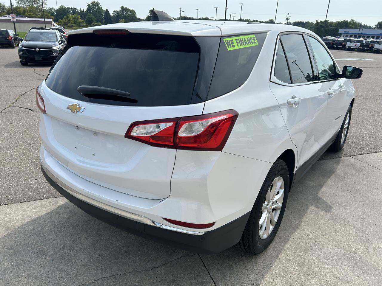 Used 2018 Chevrolet Equinox LT FWD image 5