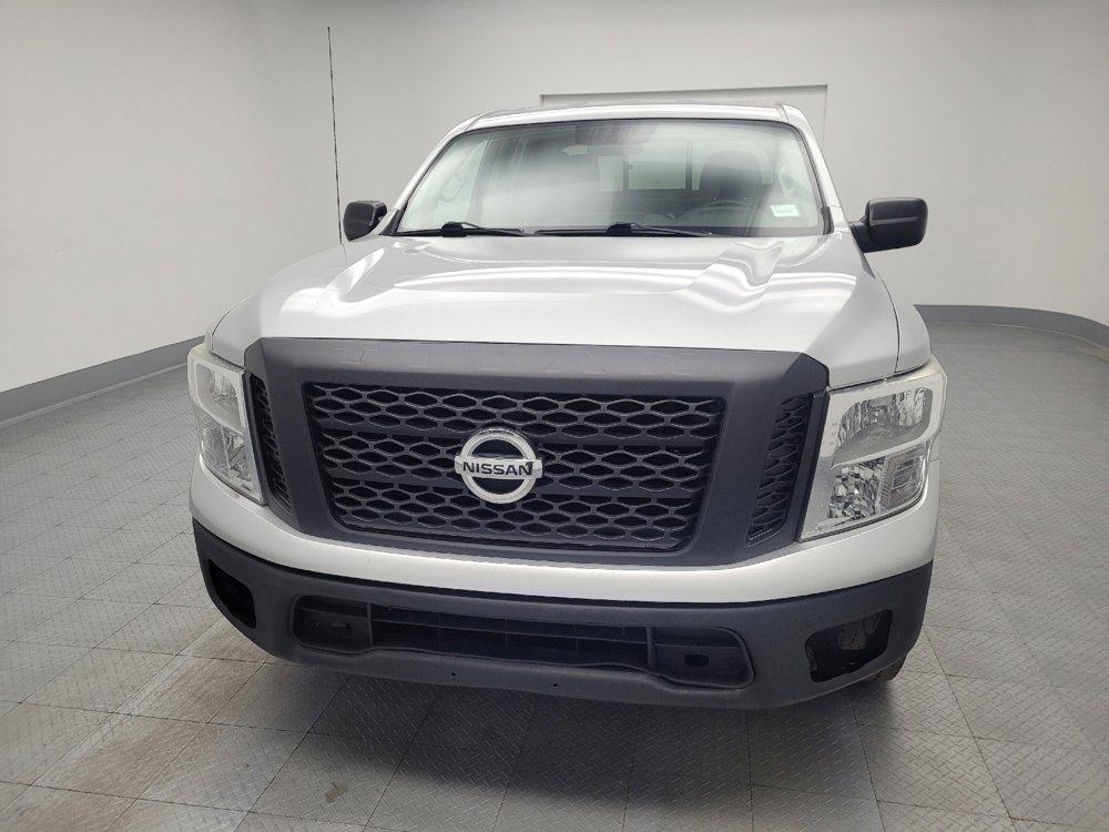 Used 2017 Nissan Titan S image 15