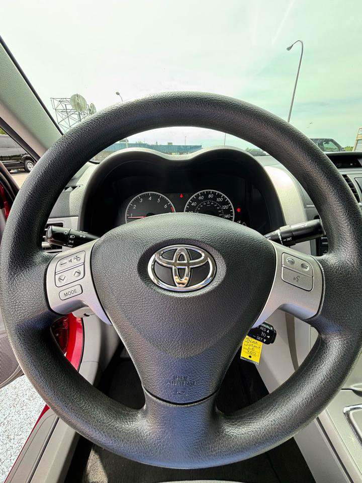 Used 2012 Toyota Corolla LE FWD image 12