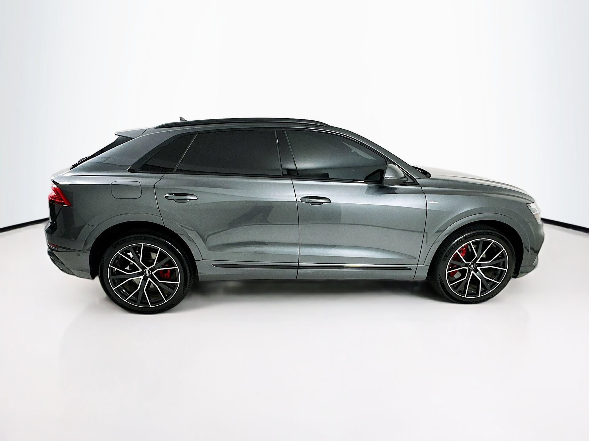 Used 2021 Audi Q8 Premium Plus AWD/4WD image 6