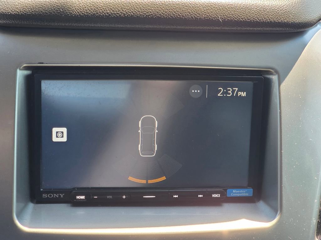 Used 2015 Chevrolet Suburban LS RWD image 14