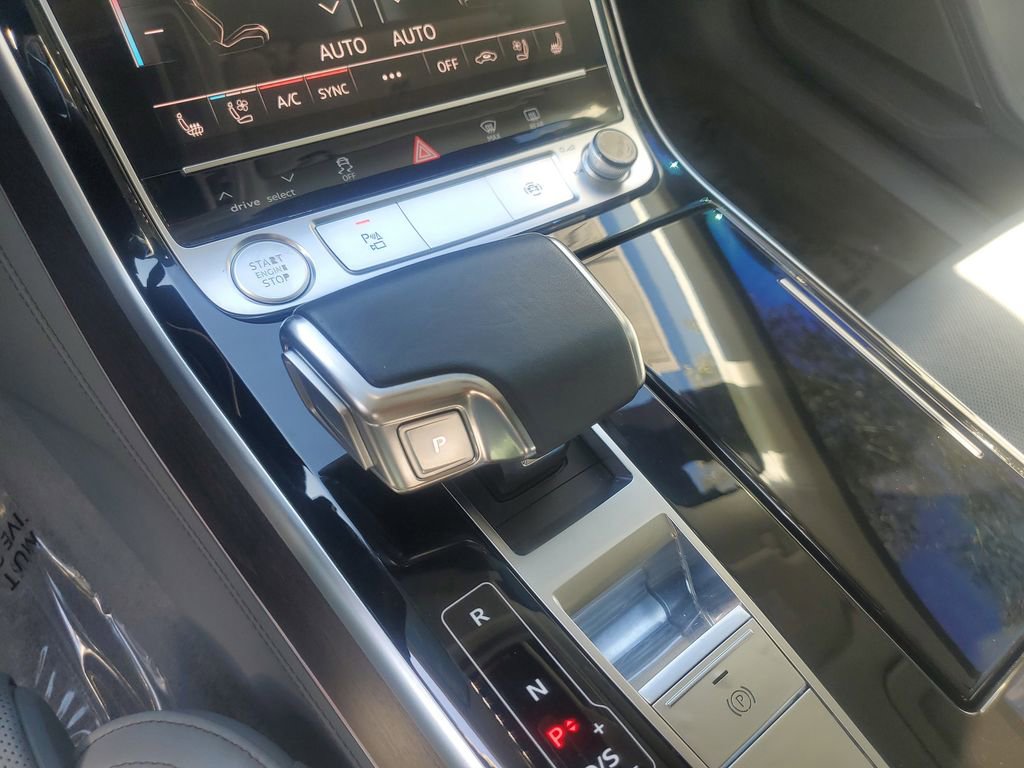 Used 2020 Audi A8 L 3.0T w/ Executive Package image 29
