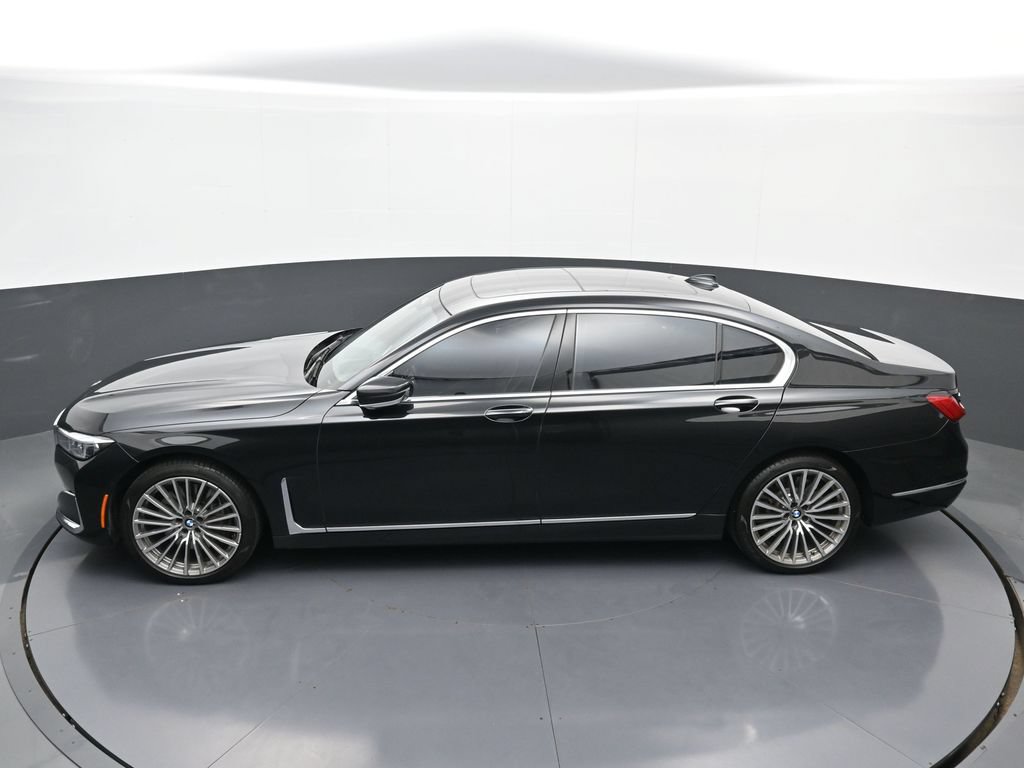 Used 2022 BMW 750i xDrive w/ Autobahn Package AWD/4WD image 33
