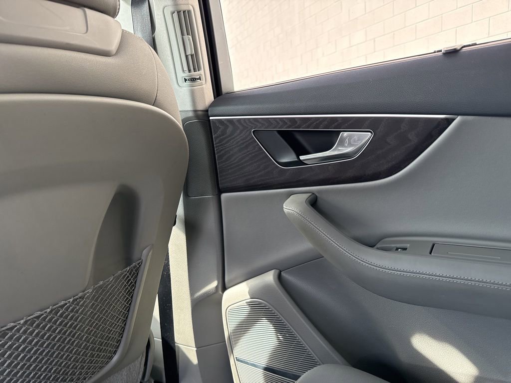 Used 2021 Audi Q7 3.0T Prestige w/ Prestige Package image 20