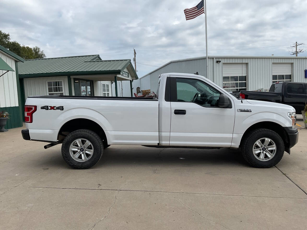 Used 2020 Ford F150 XL w/ Equipment Group 101A Mid image 1