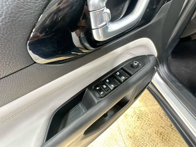 Used 2024 Jeep Compass Limited AWD/4WD image 16
