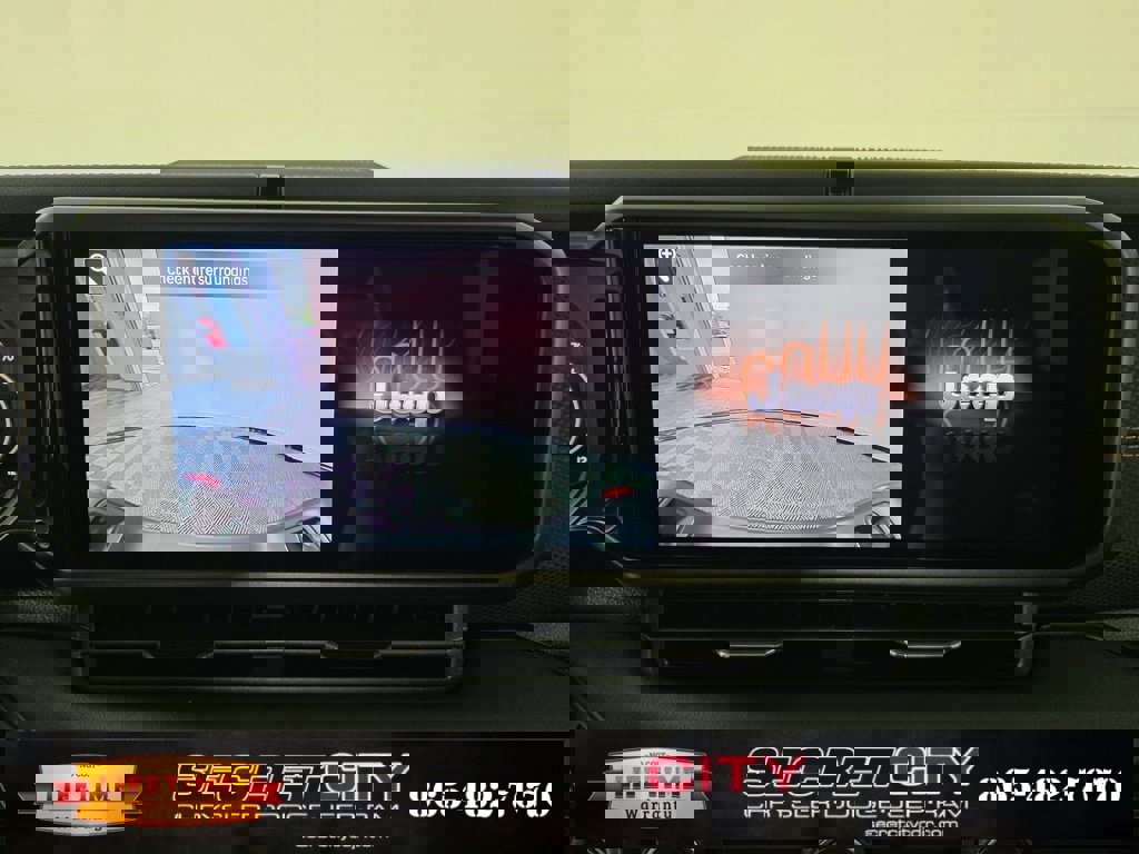 New 2025 Jeep Gladiator Mojave image 20