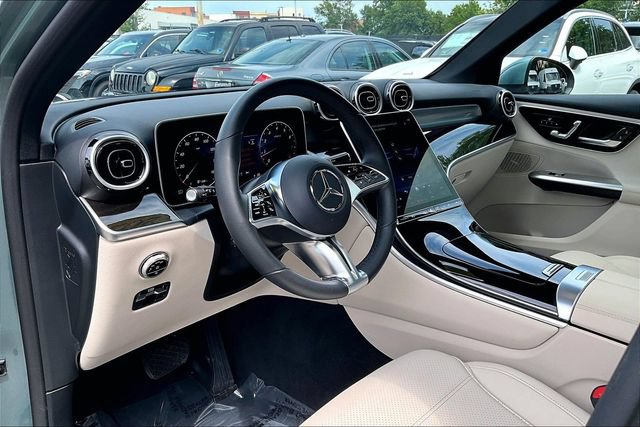 Used 2026 Mercedes-Benz GLC 300 4MATIC image 14