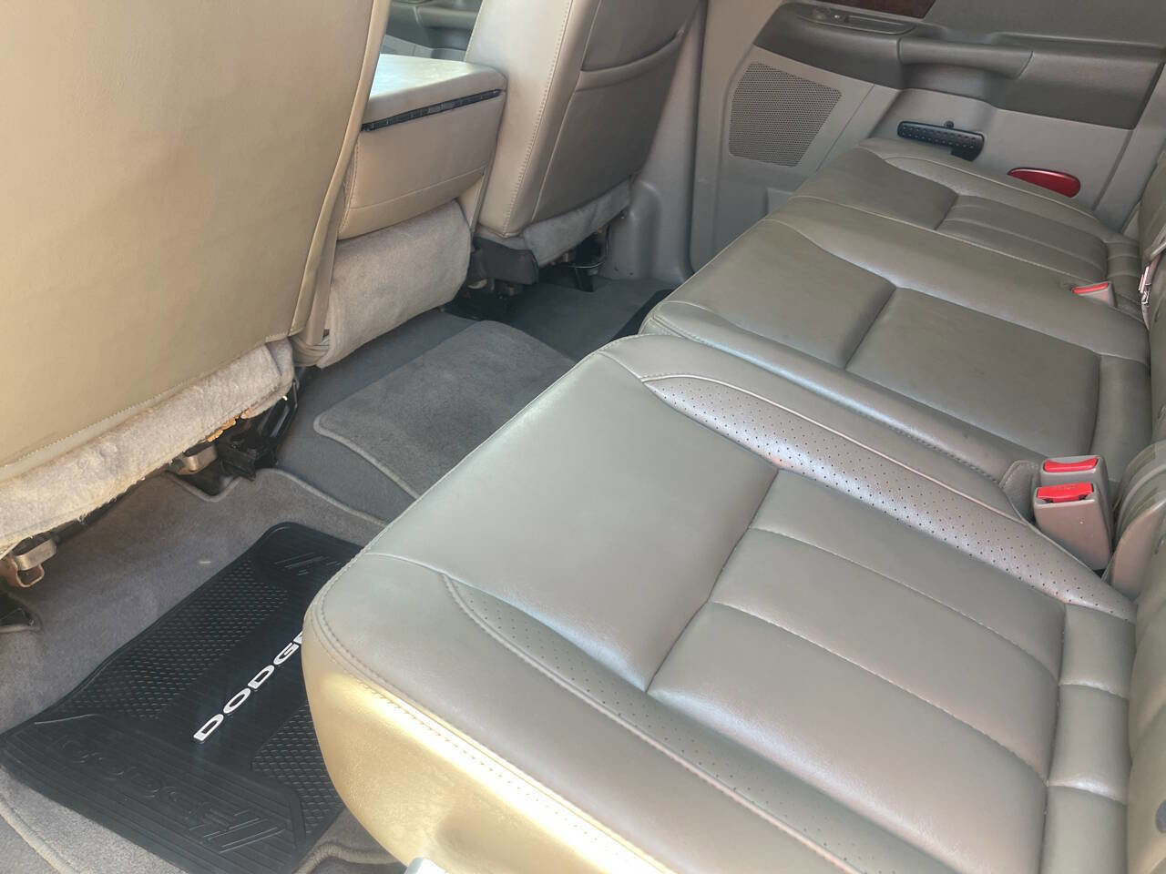 Used 2009 Dodge Ram 2500 Truck Laramie AWD/4WD image 18