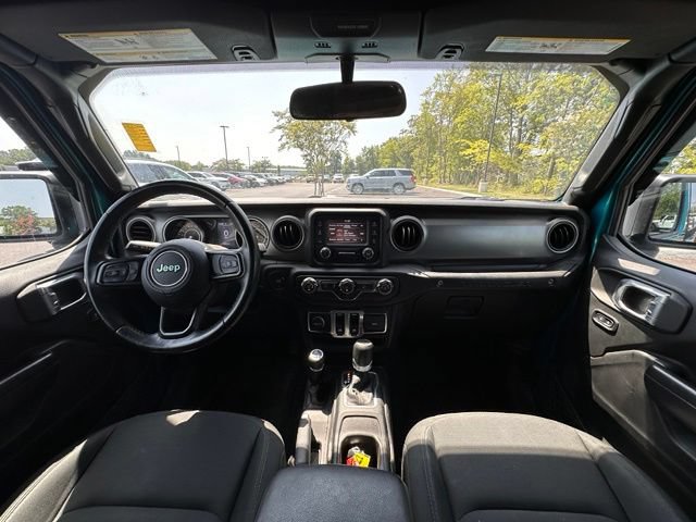 Used 2019 Jeep Wrangler Sport AWD/4WD image 2