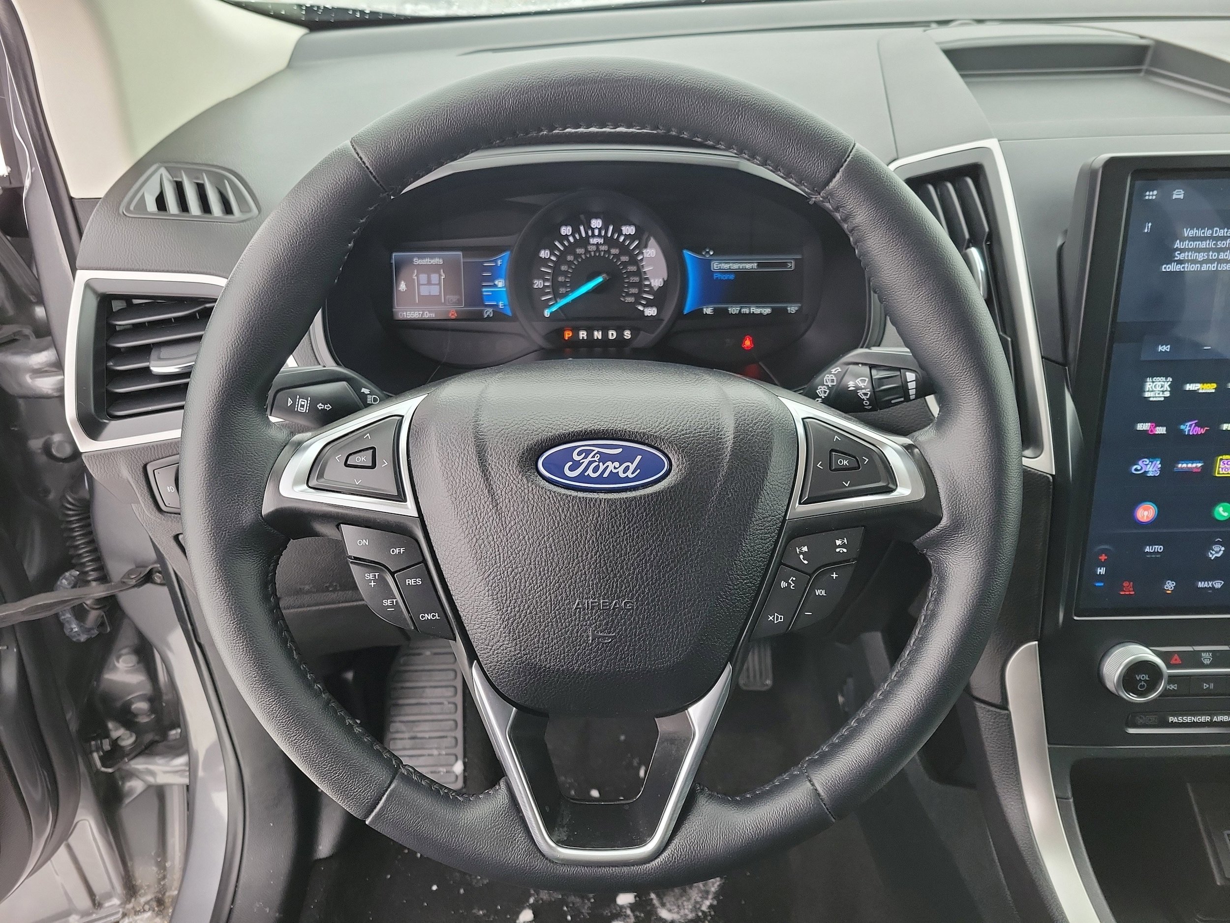 Used 2024 Ford Edge SEL w/ Convenience Package image 23