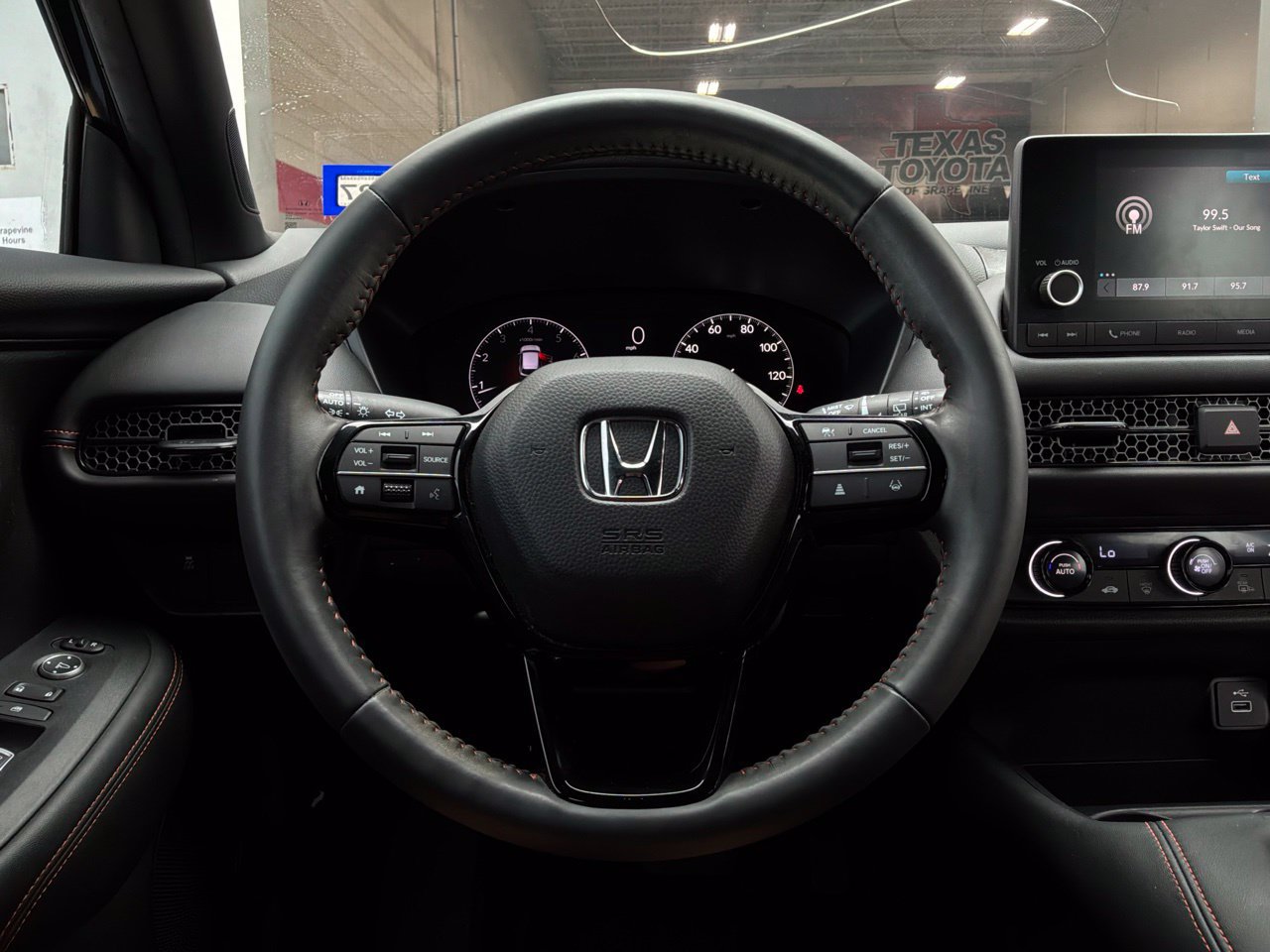 Used 2023 Honda HR-V Sport image 32