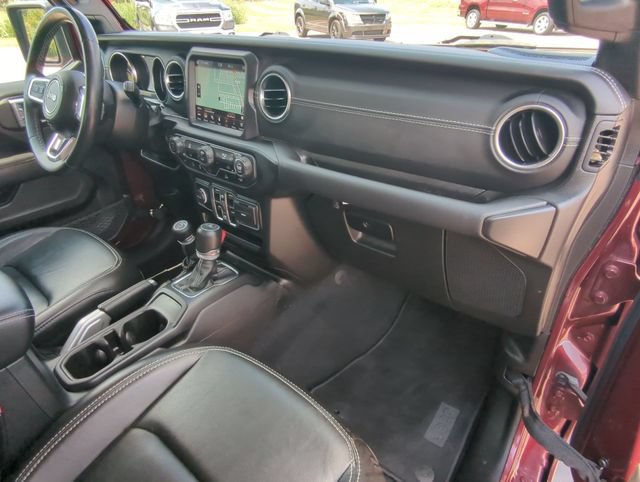 Used 2022 Jeep Gladiator Overland w/ Popular Equipment Package AWD/4WD image 27