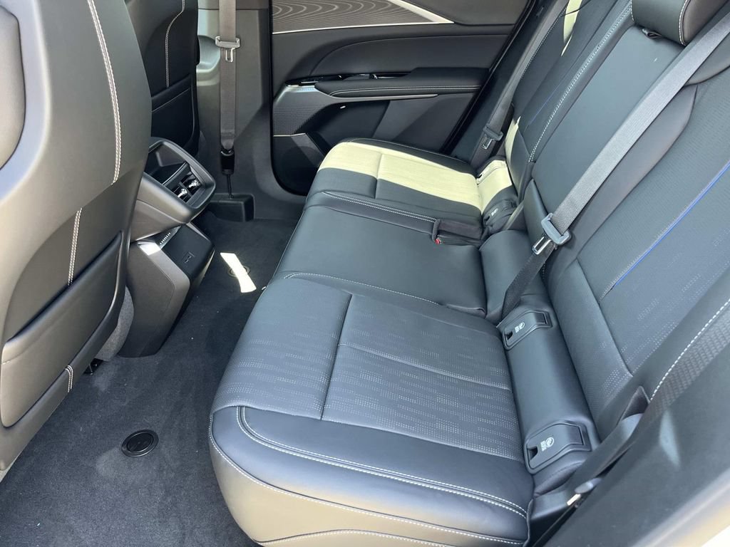 New 2026 Cadillac Lyriq Sport AWD/4WD image 19