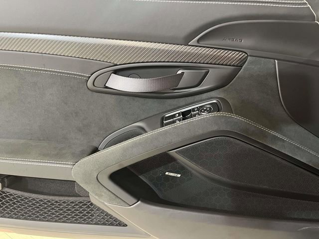 Certified 2025 Porsche 718 Boxster Spyder RS RWD image 32