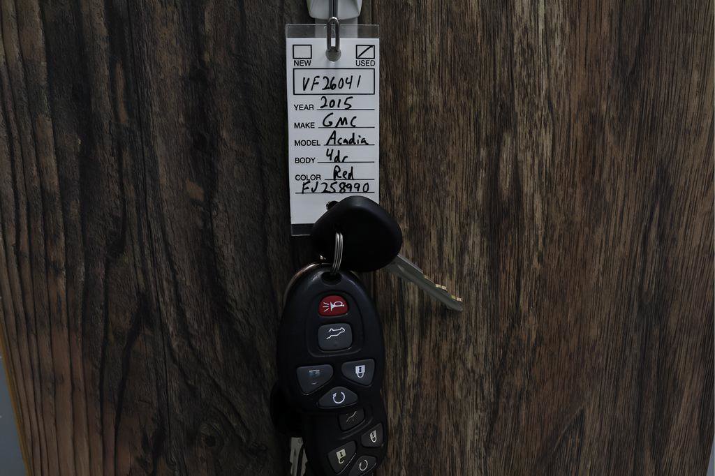 Used 2015 GMC Acadia SLT image 10