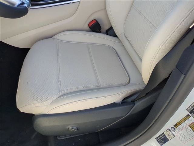 New 2026 Mercedes-Benz GLC 300 image 4