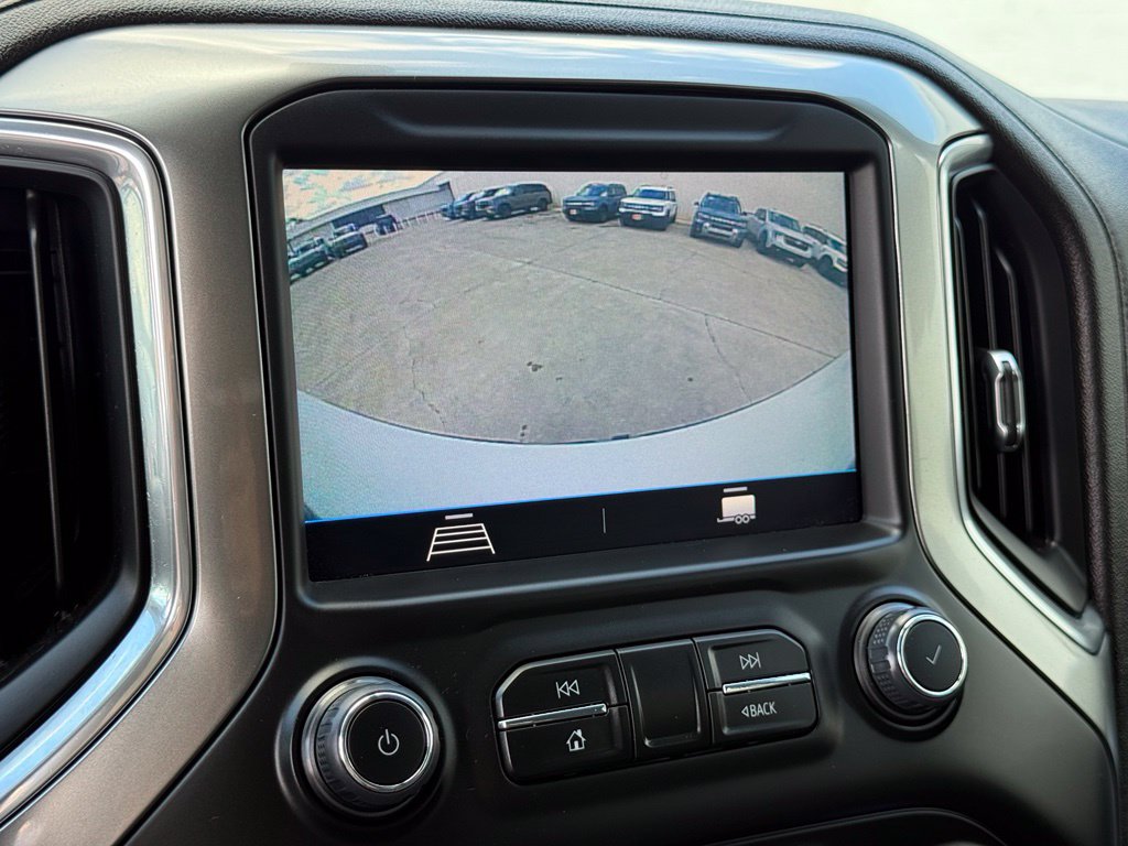 Used 2022 Chevrolet Silverado 1500 LT RWD image 10