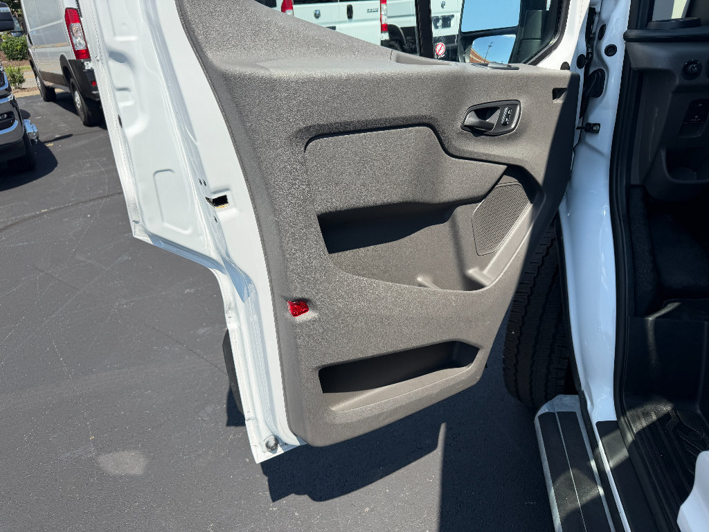 Used 2025 Ford Transit 250 Low Roof w/ Exterior Upgrade Package RWD image 19