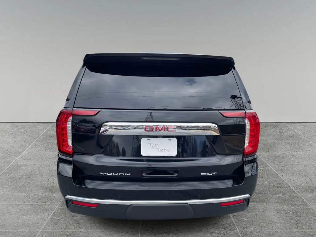 Used 2021 GMC Yukon SLT w/ SLT Premium Package image 4