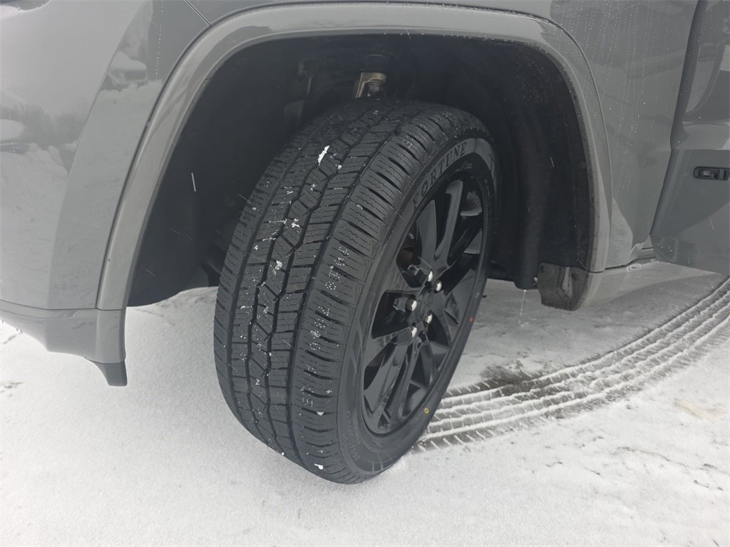 Used 2020 Jeep Grand Cherokee Altitude image 33