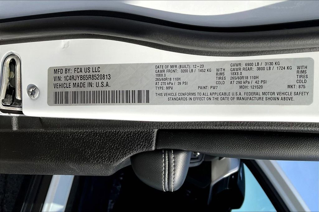 Used 2024 Jeep Grand Cherokee Limited 4xe image 35