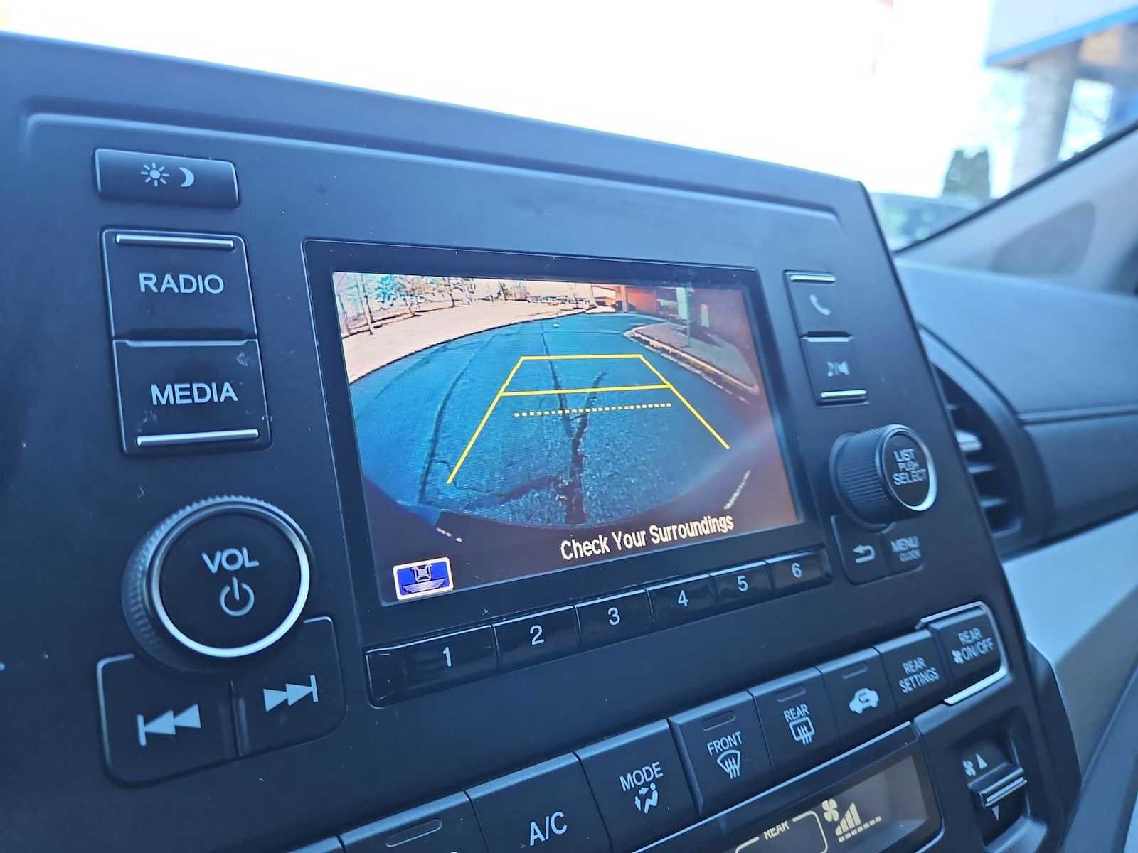 Used 2020 Honda Odyssey LX image 29