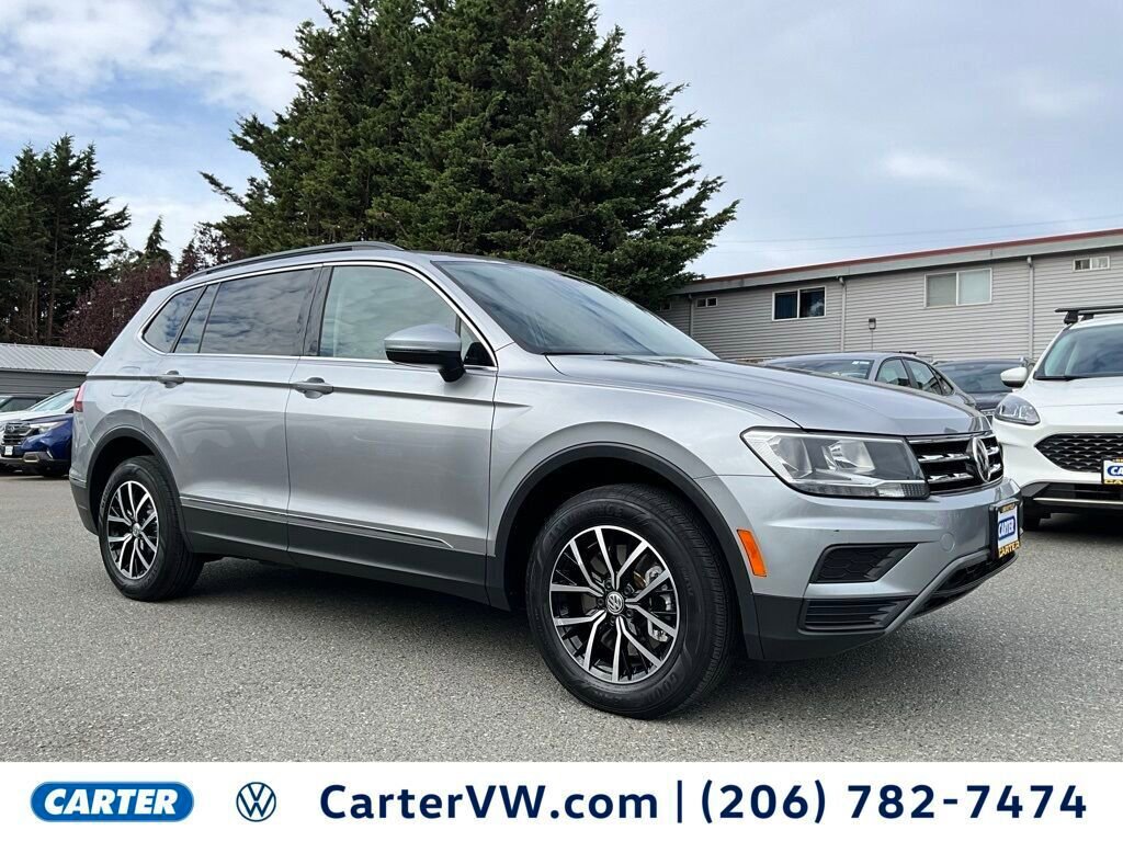 Used 2021 Volkswagen Tiguan SE w/ Panoramic Sunroof Package