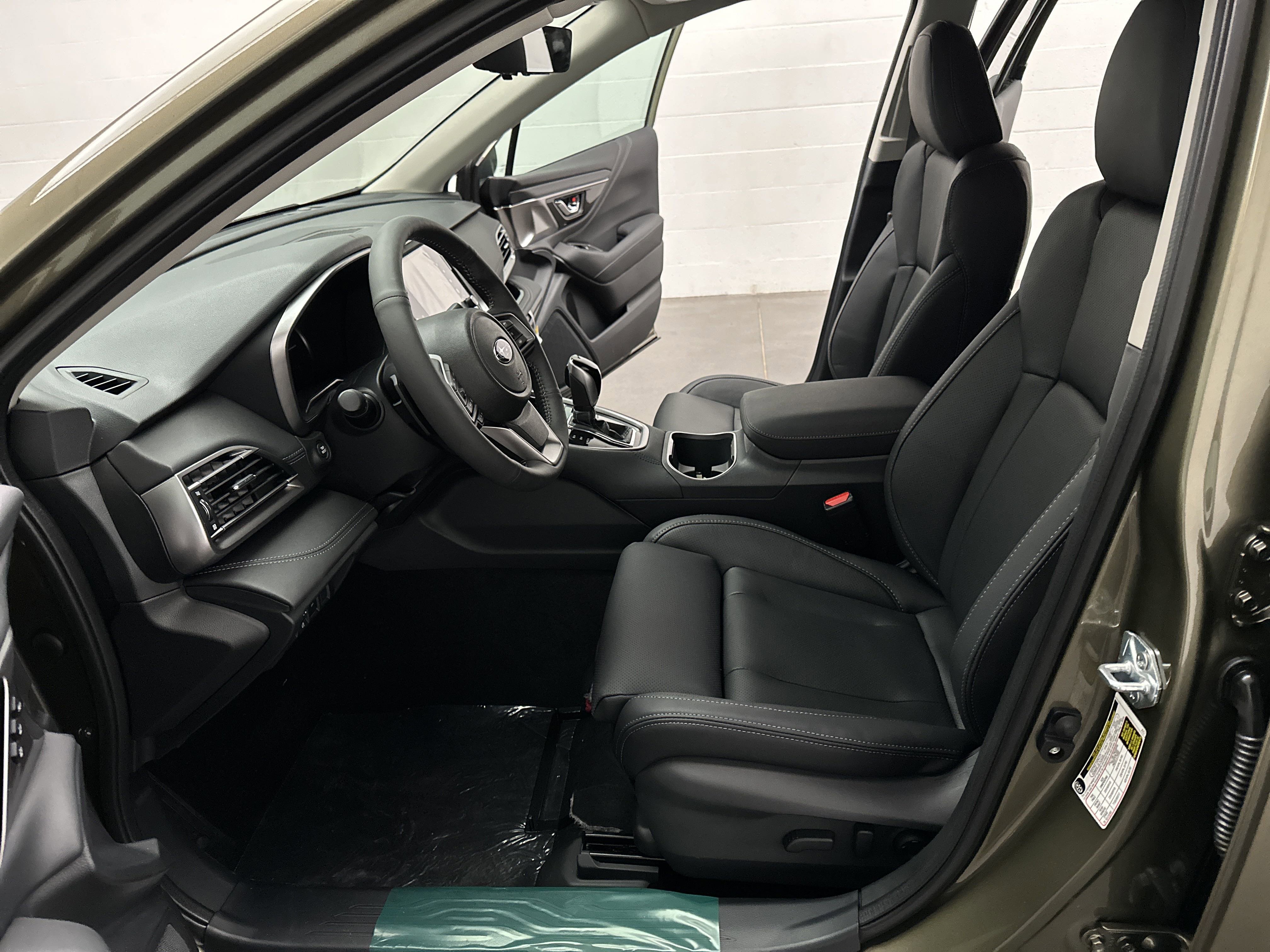 New 2025 Subaru Outback Touring image 18