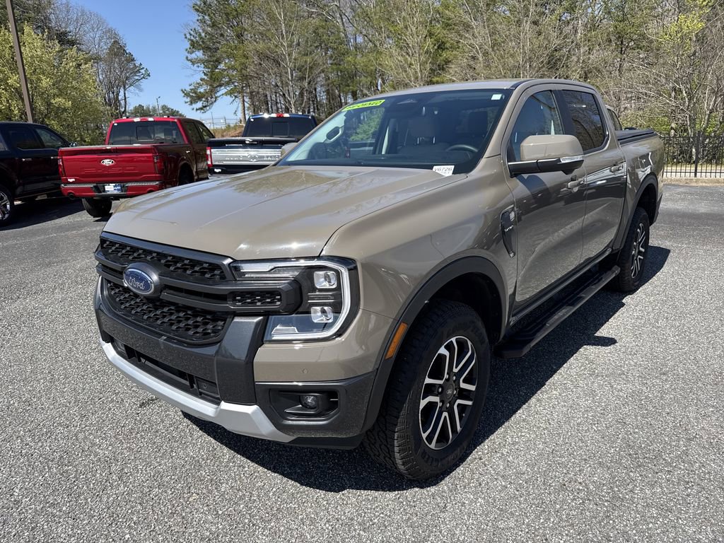 Used 2025 Ford Ranger Lariat w/ Trailer Tow Package image 3