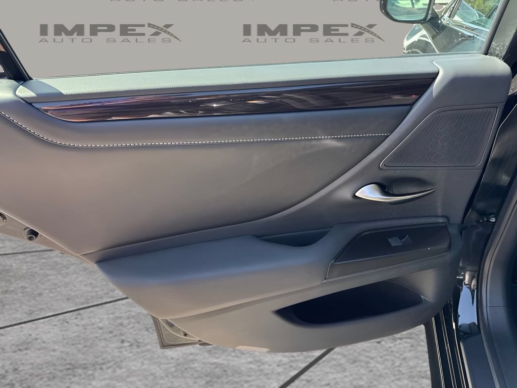 Used 2019 Lexus ES 350 w/ Premium Package FWD image 27