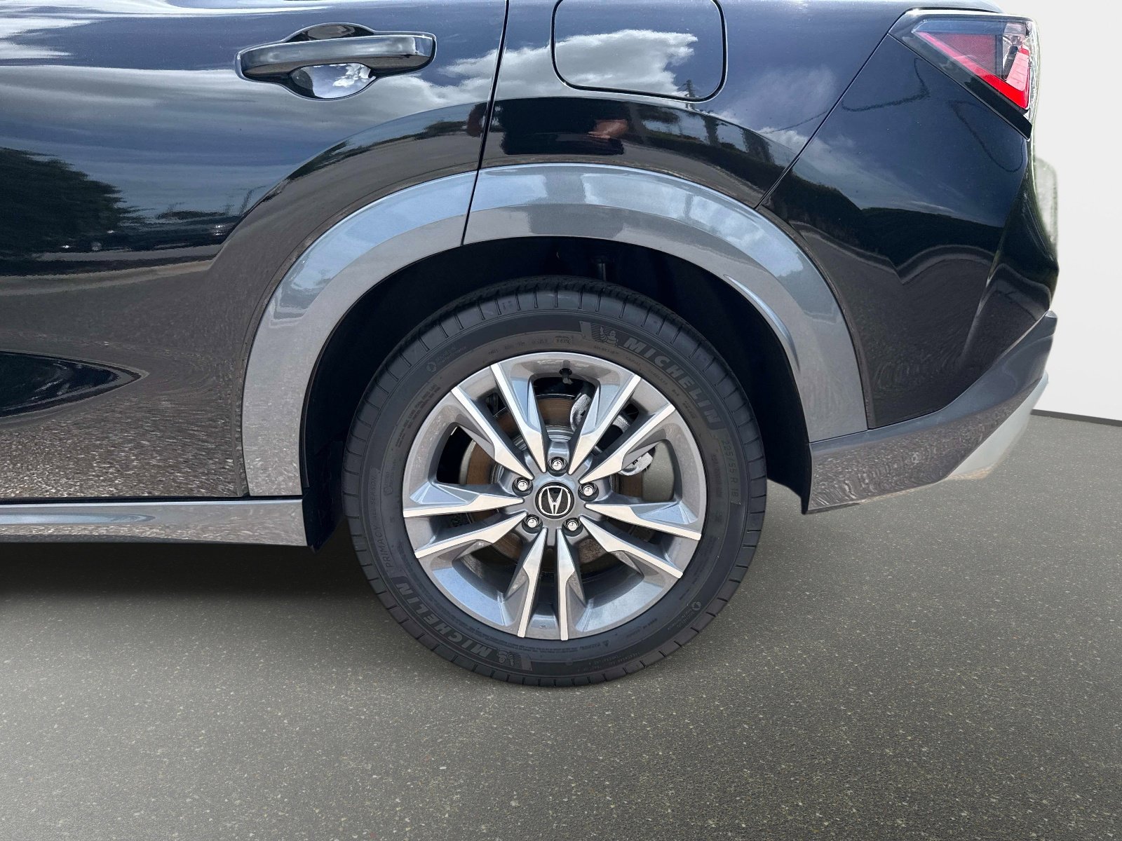 Used 2025 Acura ADX FWD image 20