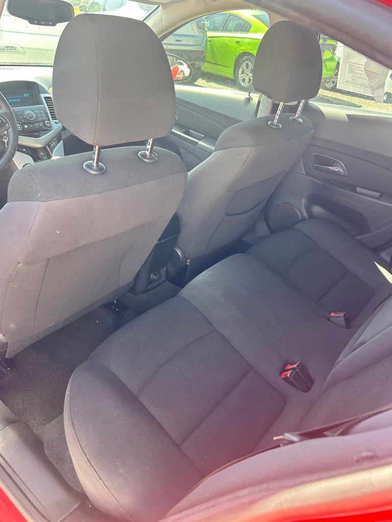 Used 2016 Chevrolet Cruze LT image 10