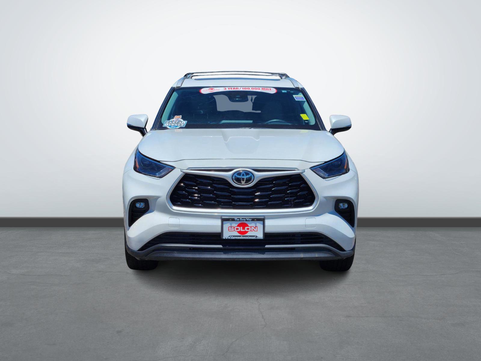 Used 2022 Toyota Highlander XLE image 6