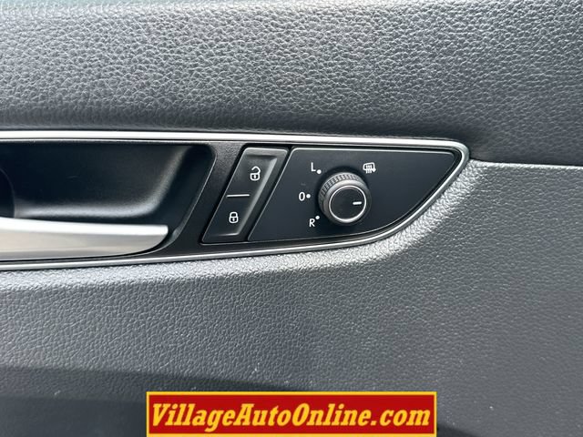 Used 2016 Volkswagen Passat 1.8T SE w/ Lighting Package (P06) FWD image 10