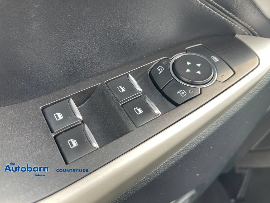 Used 2021 Ford Explorer XLT w/ Equipment Group 202A AWD/4WD image 11