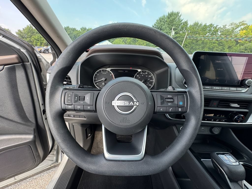 Used 2023 Nissan Rogue SV AWD/4WD image 21