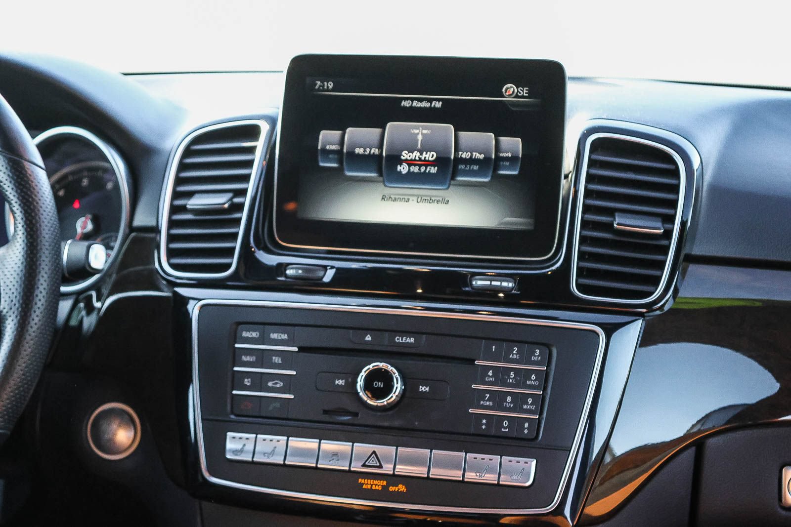 Used 2016 Mercedes-Benz GLE 350 4MATIC image 24