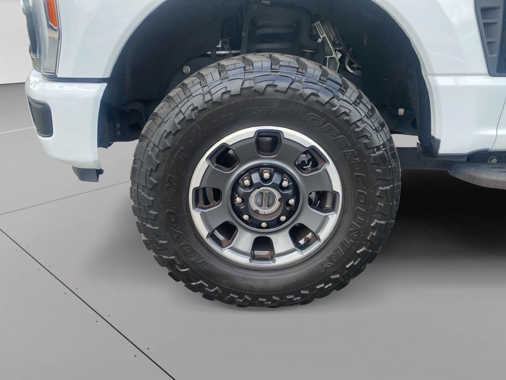 Used 2023 Ford F350 XLT w/ Tremor Off-Road Package AWD/4WD image 12