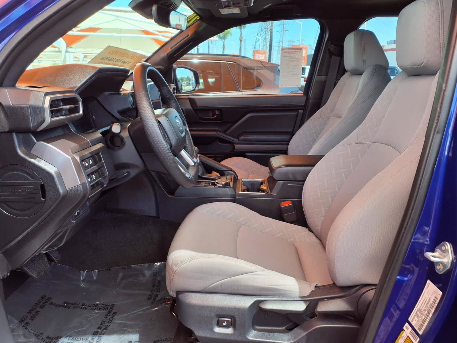Certified 2024 Toyota Tacoma SR5 AWD/4WD image 16