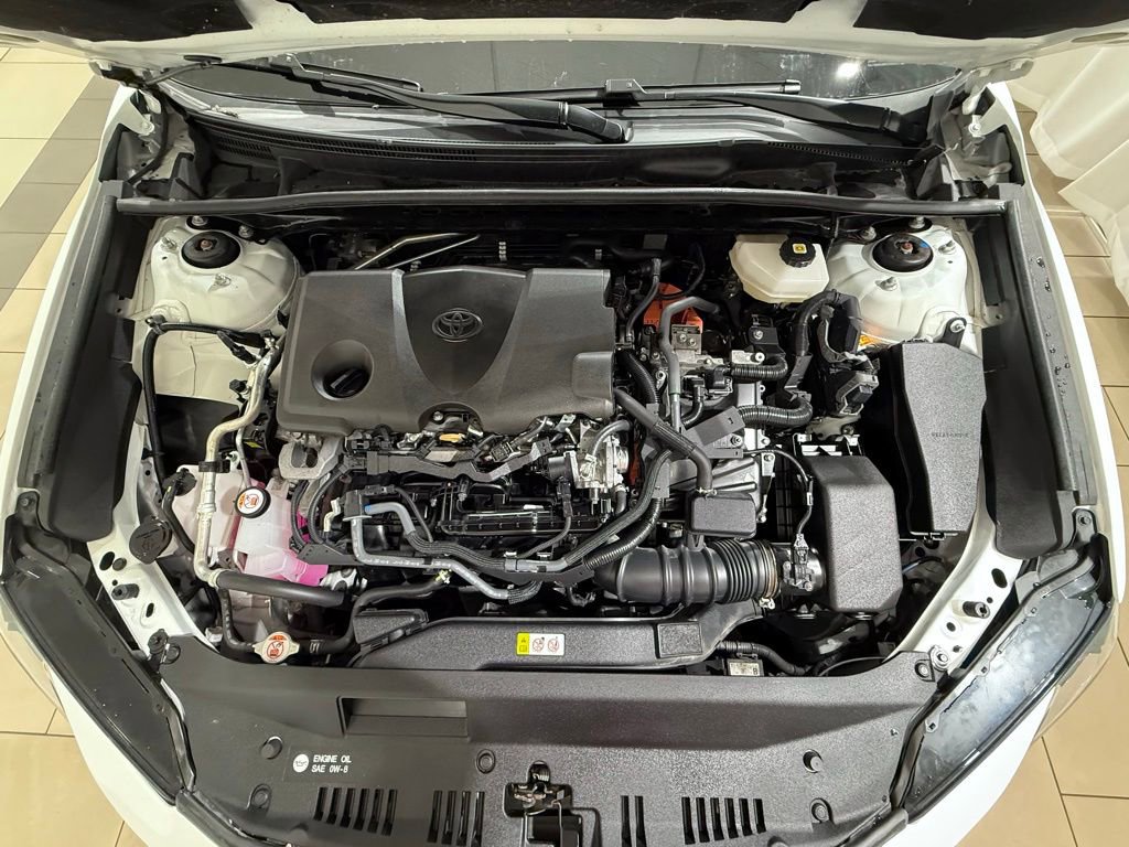 Certified 2025 Toyota Camry SE FWD image 8