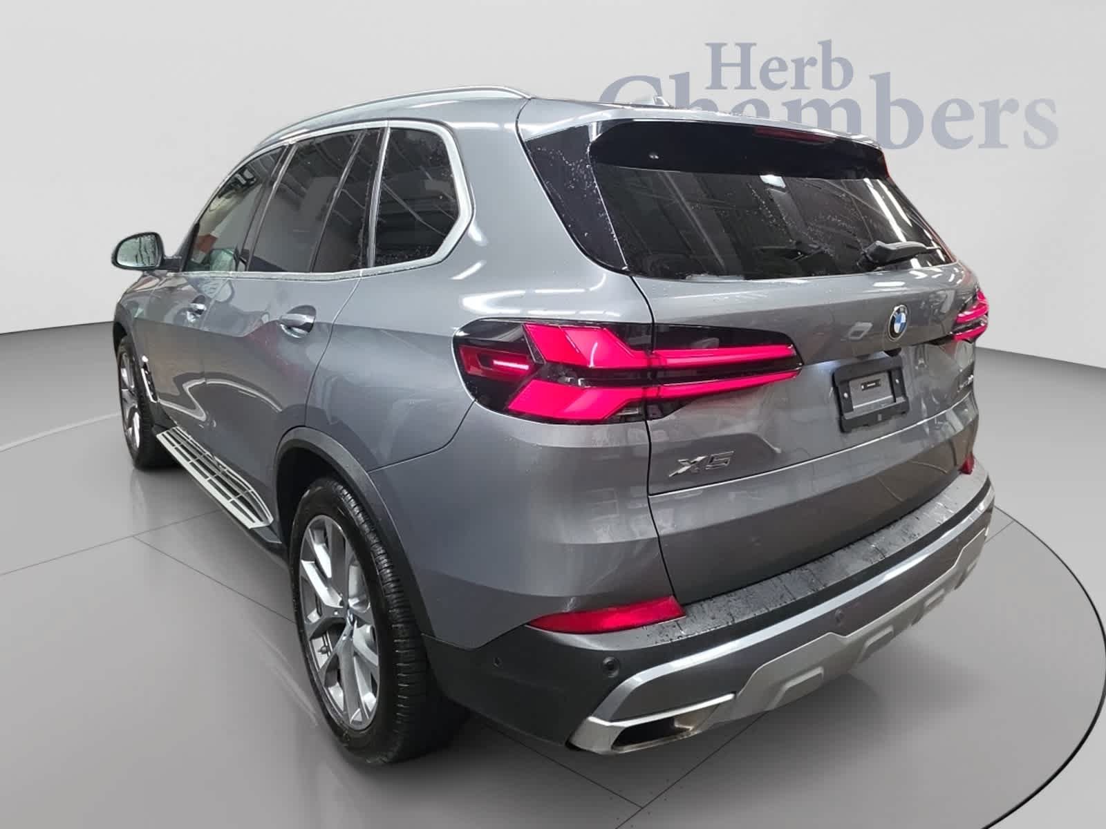 Used 2025 BMW X5 xDrive40i w/ Climate Comfort Package AWD/4WD image 3