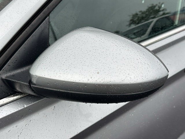 Used 2023 Volkswagen Jetta SE FWD image 10