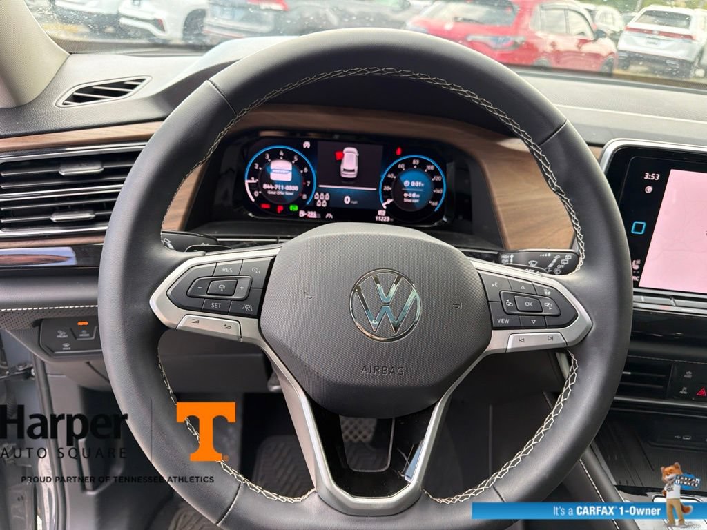 Used 2025 Volkswagen Atlas SE w/ Panoramic Sunroof Package AWD/4WD image 16